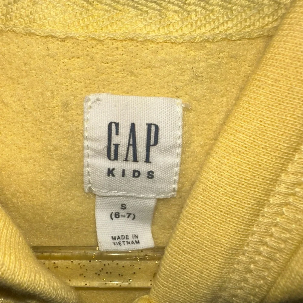 Gap Kids Girls Yellow Zip-Up Hoodie Size Small (6-7)